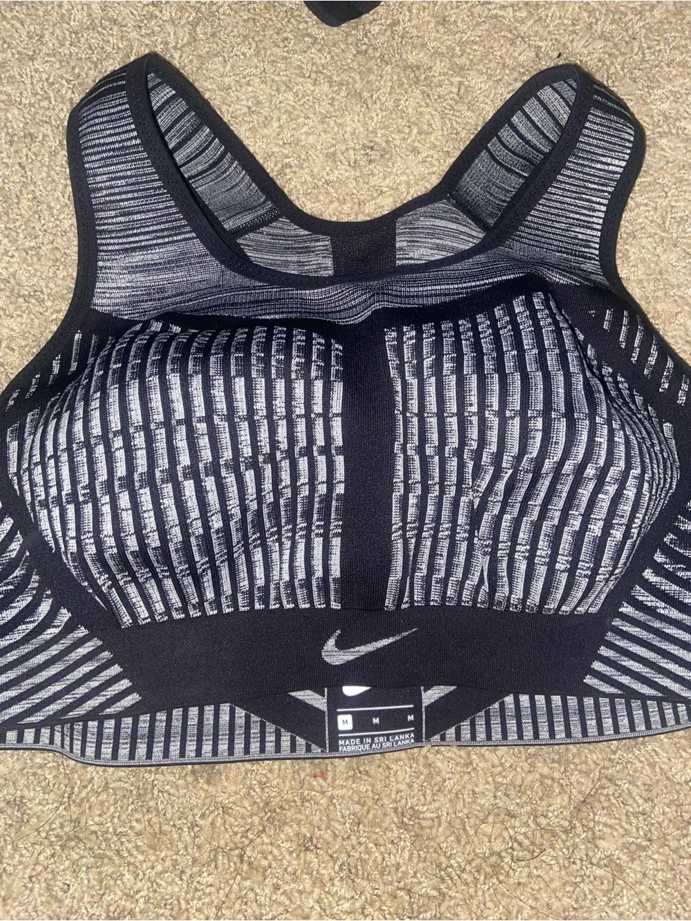 Nike Black & Gray Patterned Seamless Sports Bra
